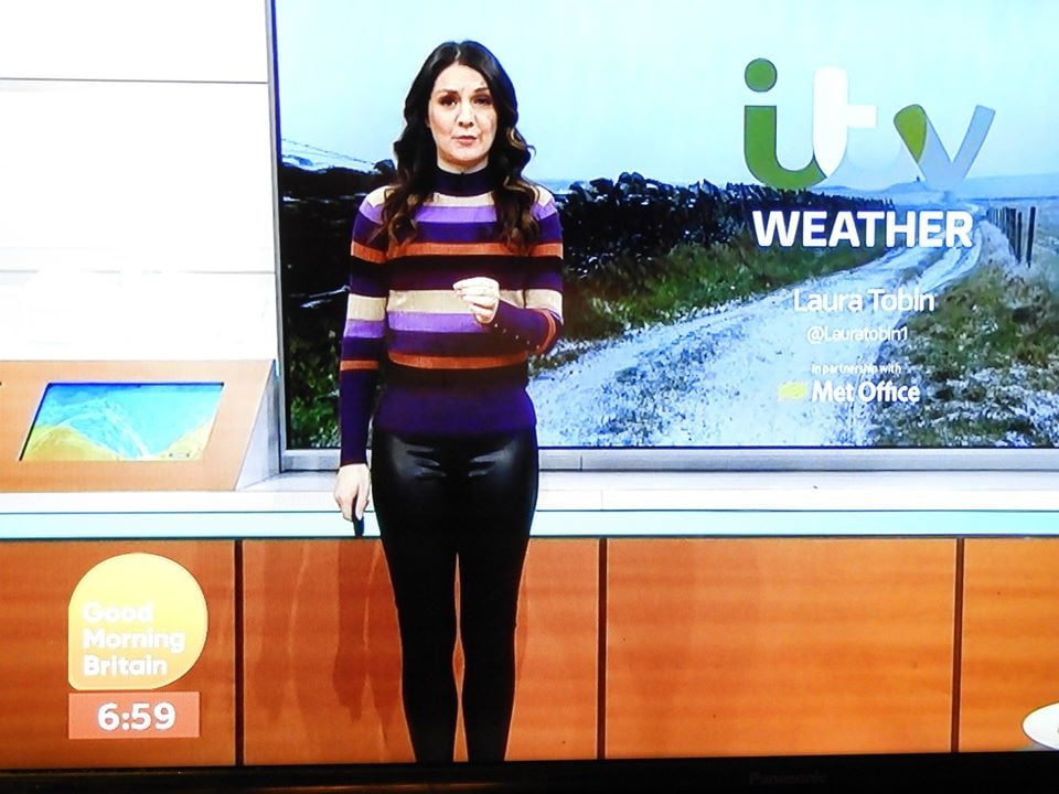 Voglia di leggings! weathergirl laura tobin
 #105096095