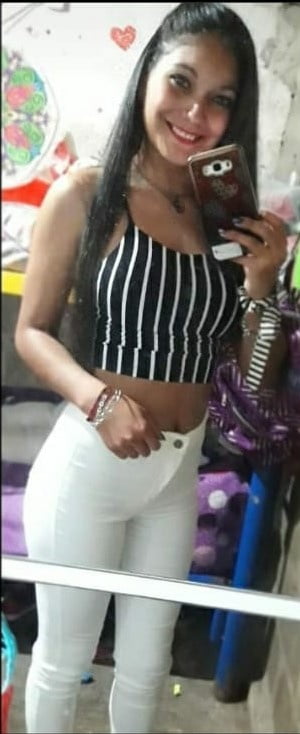 Dai PutiPobre para denigrar #88091623