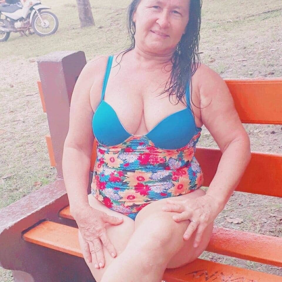 Abuela mexicana caliente #89703073