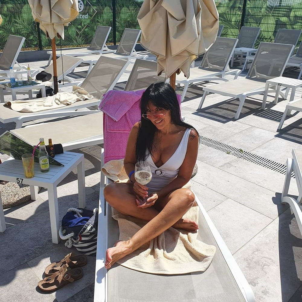 Sexy teta ljiljana silikonka
 #87637763