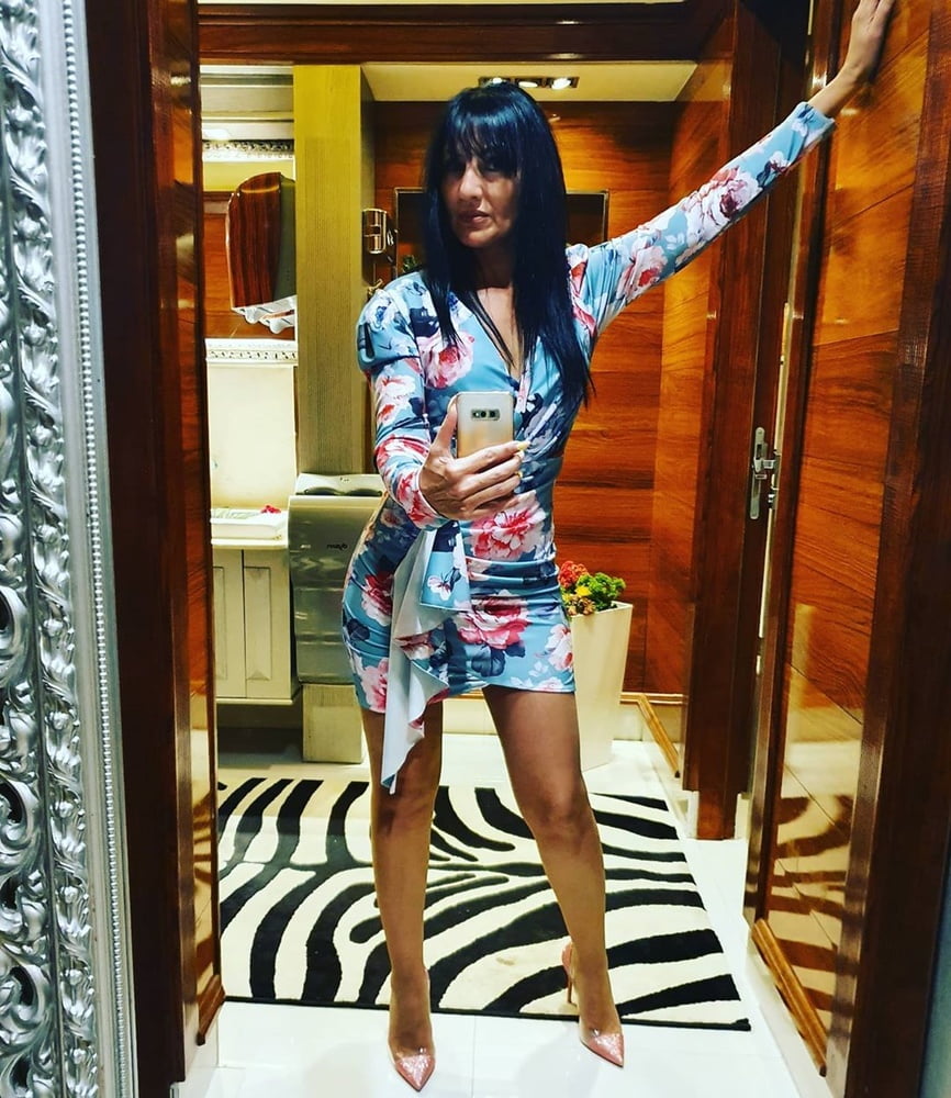 Sexy teta ljiljana silikonka
 #87637767