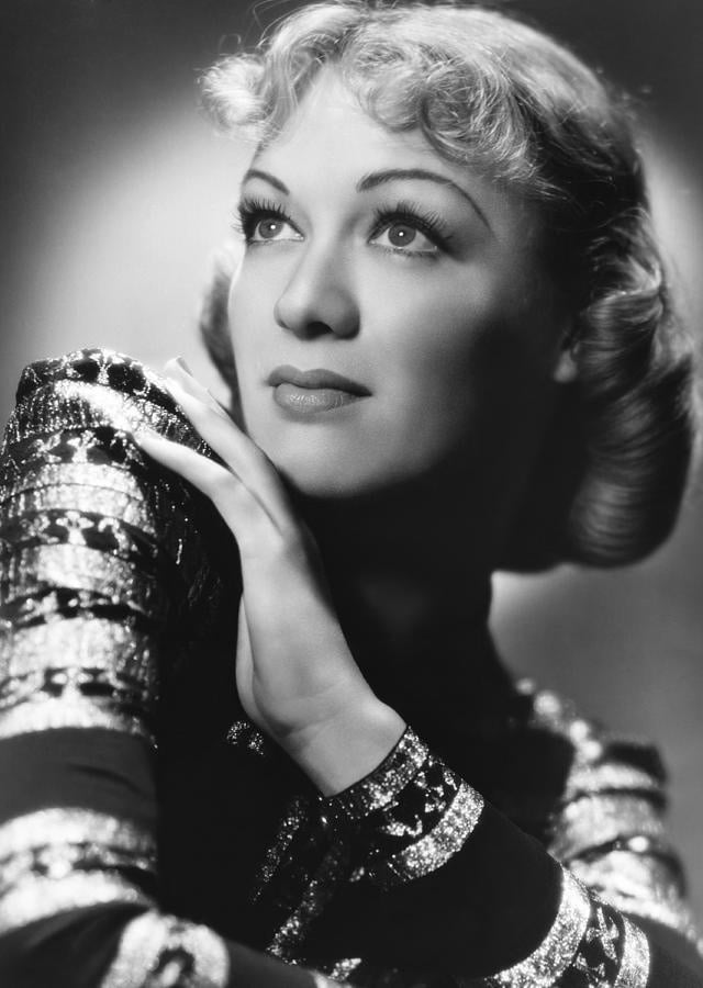 Eve arden
 #80411850