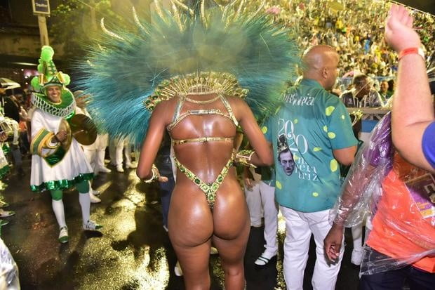 Brazilian Ebony Girl Carnaval 2020 #102643103