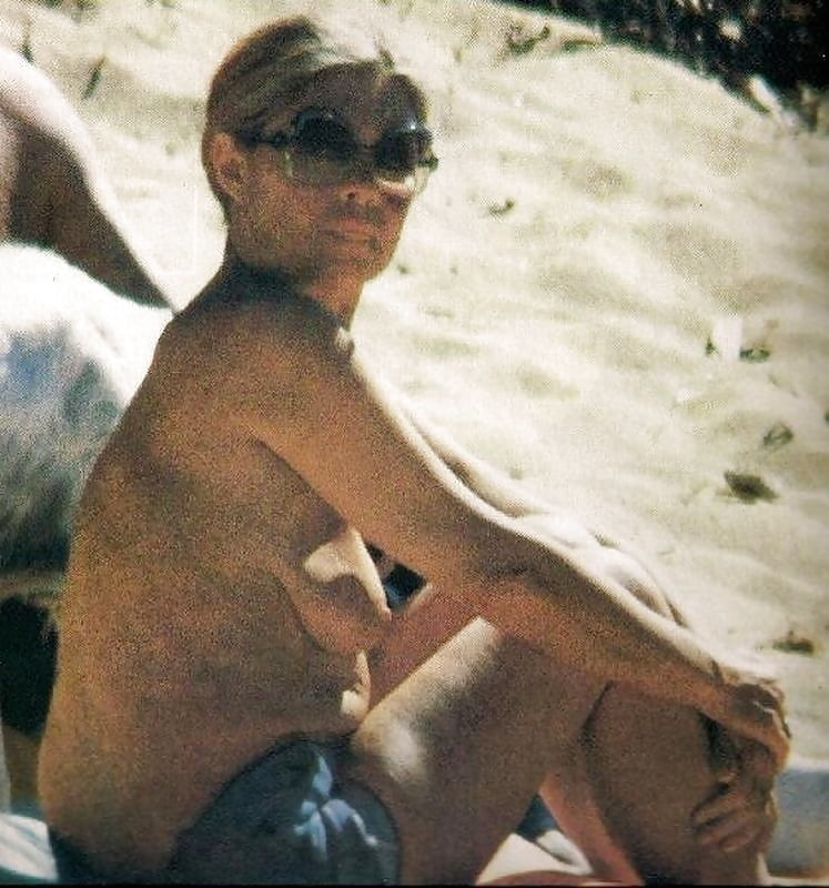 Brigitte bardot negli anni 70
 #98234515