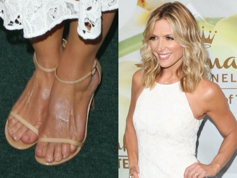 Debbie Matenopoulos sexy legs feet and high heel #103722121