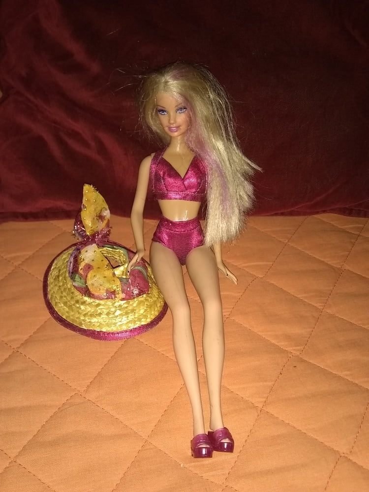 Barbie sexy 15 agosto
 #82177594