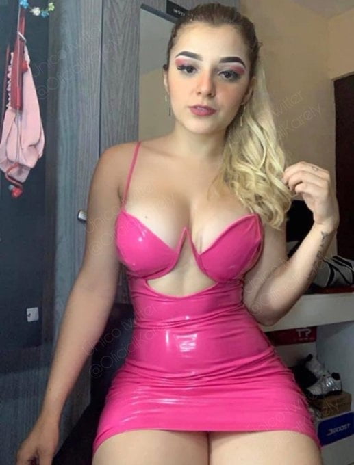 Karely ruiz
 #92086577