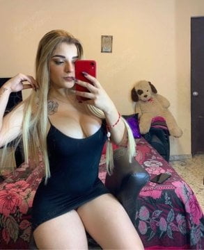 Karely ruiz
 #92086582