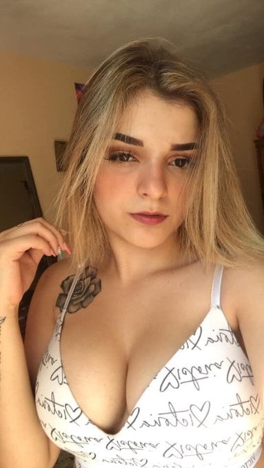 Karely ruiz
 #92086689