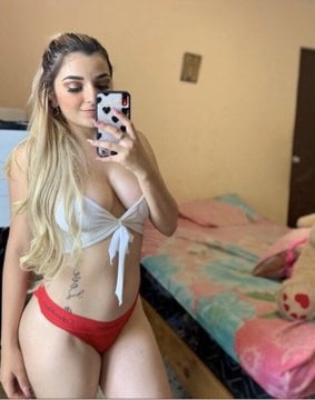 Karely ruiz
 #92086703