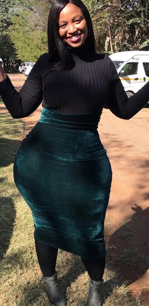 Africana milf bigbooty pera bbw
 #105917987