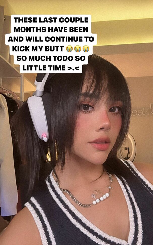 Neekolul desnuda #107866861