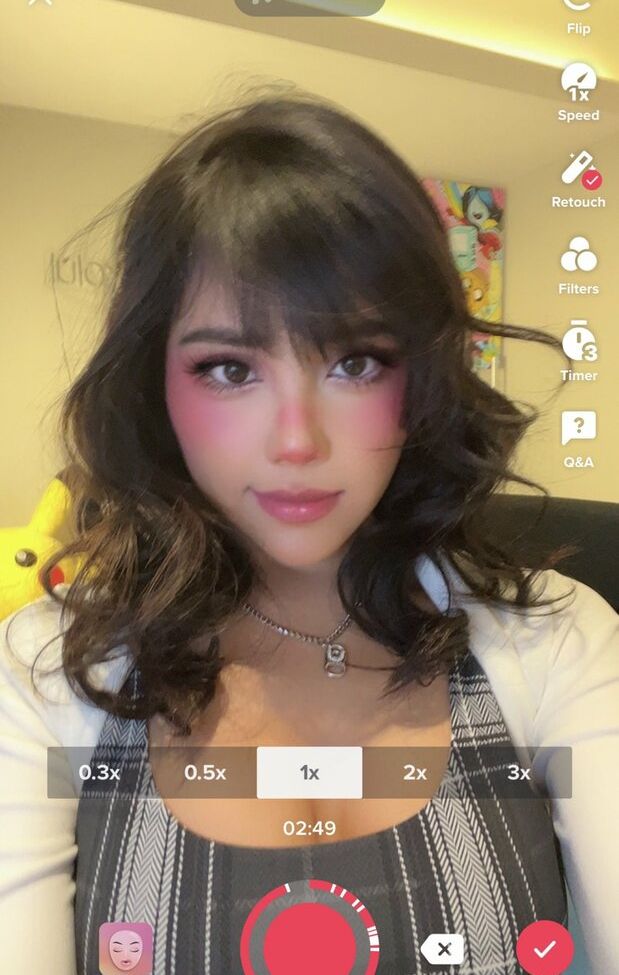 Neekolul desnuda #107866873