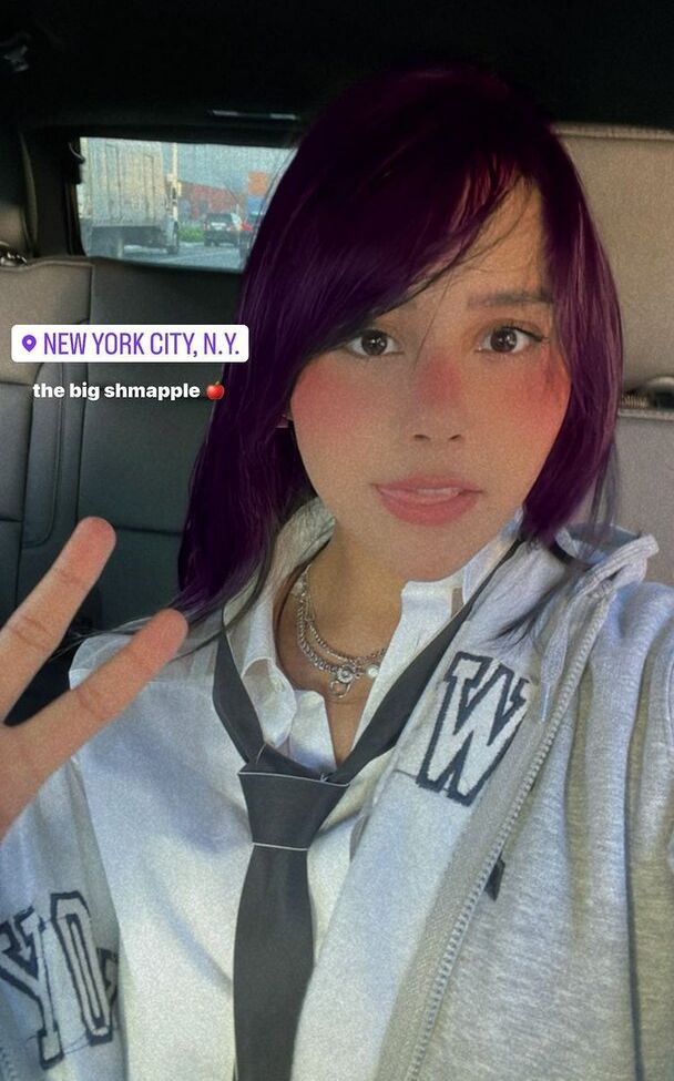 Neekolul desnuda #107866960