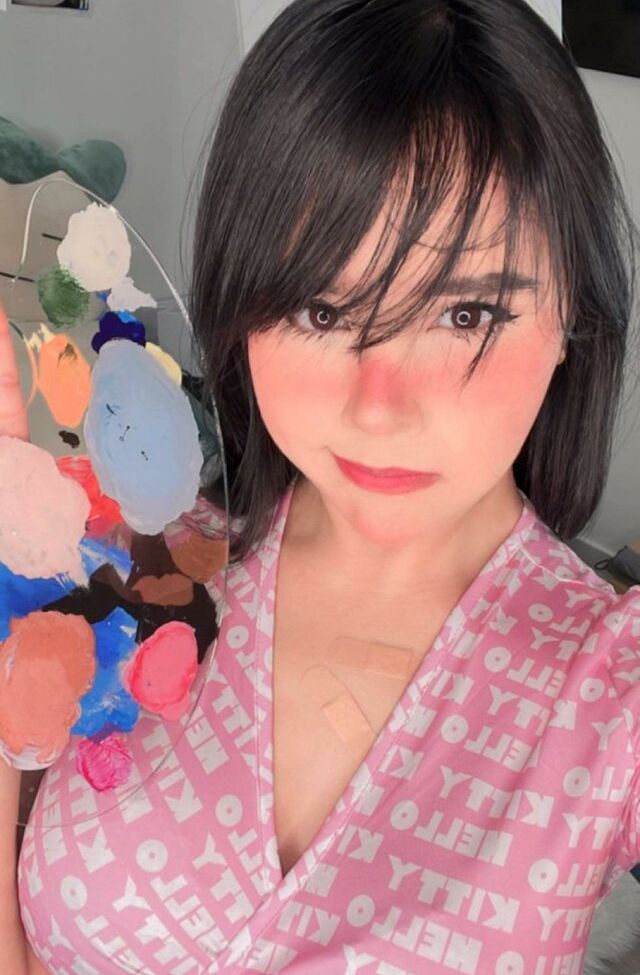 Neekolul desnuda #107866992