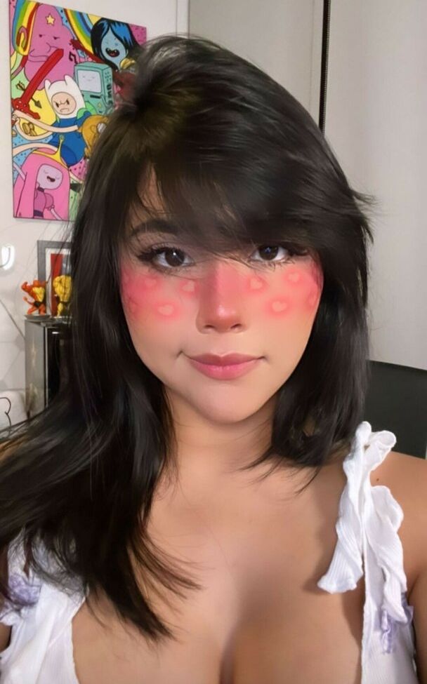 Neekolul desnuda #107866998