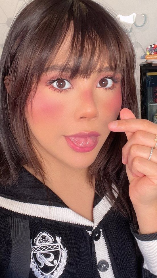 Neekolul desnuda #107867159