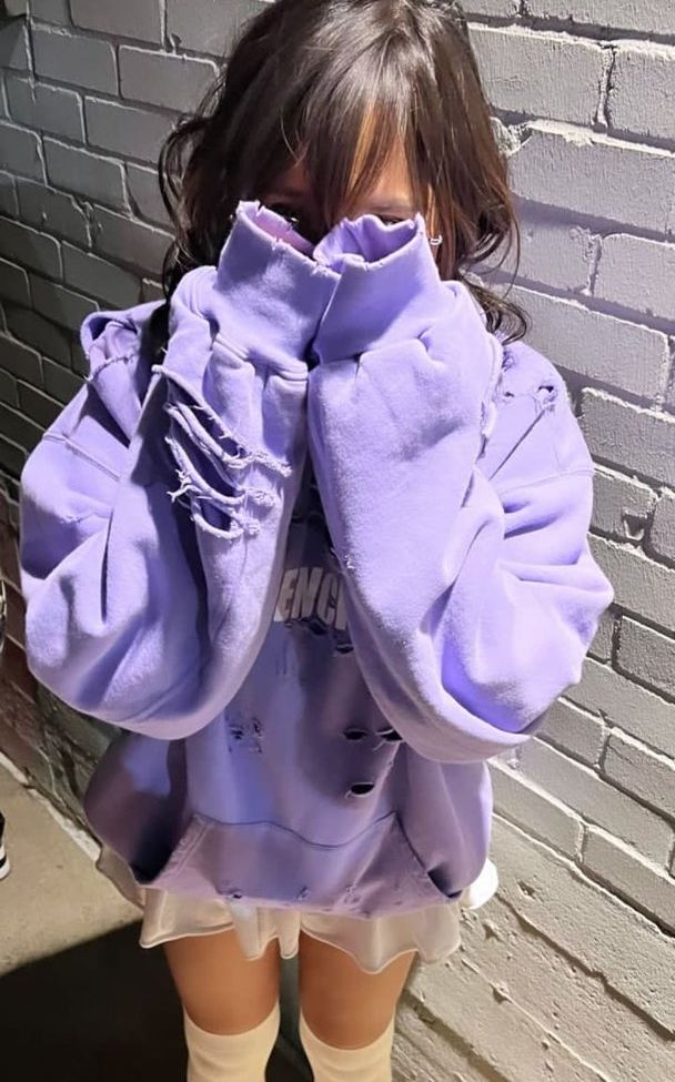 Neekolul desnuda #107867182