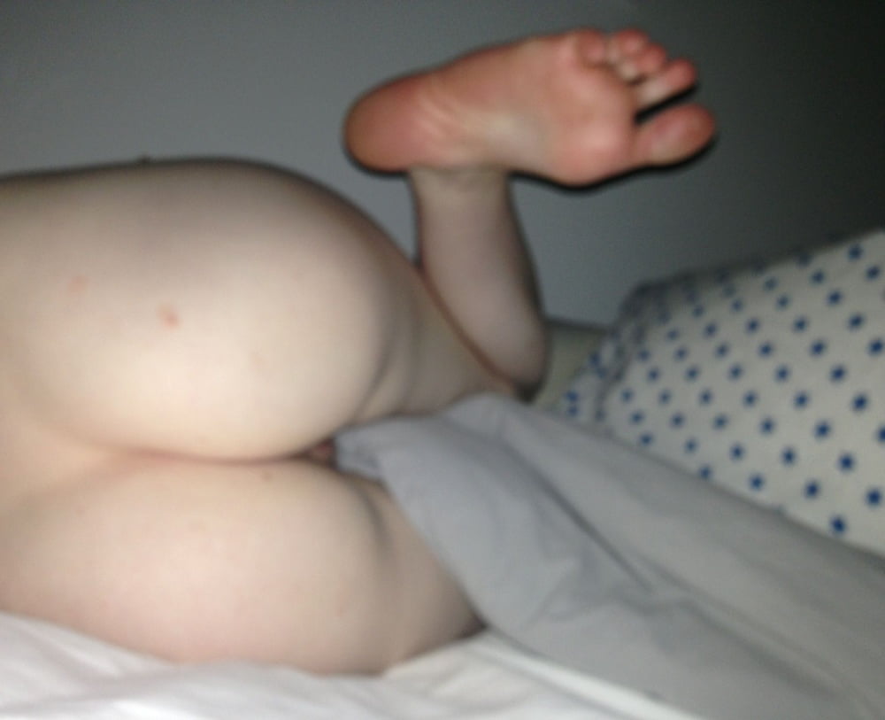 Großzügiges Mädchen
 #104162989