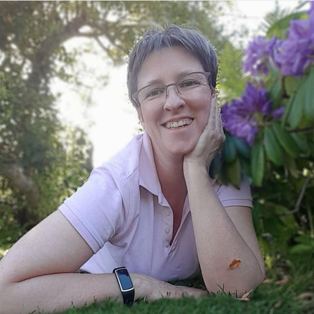 Heiss und willig
 #91474495