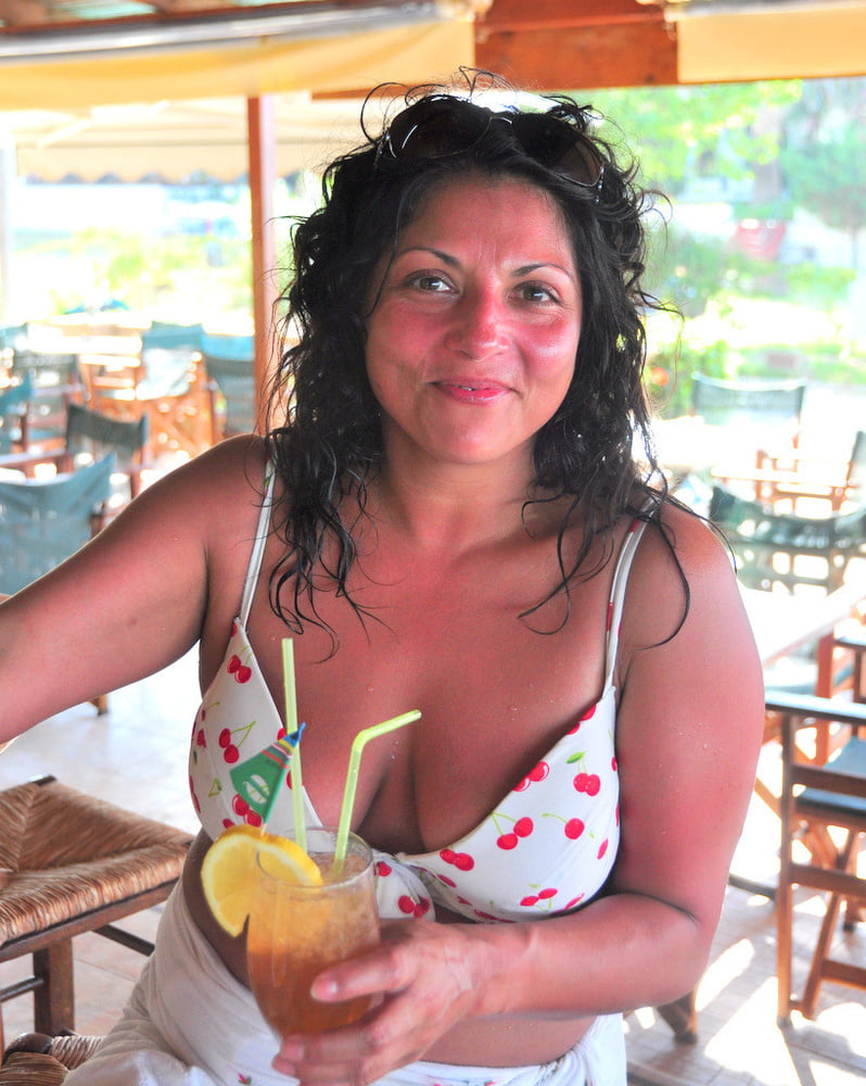 男女混合 685 (braless)
 #102649394