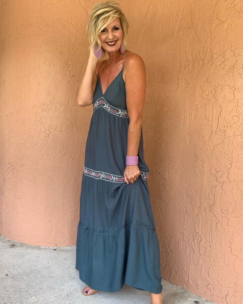 Reife blonde Fotze melanie
 #82238619