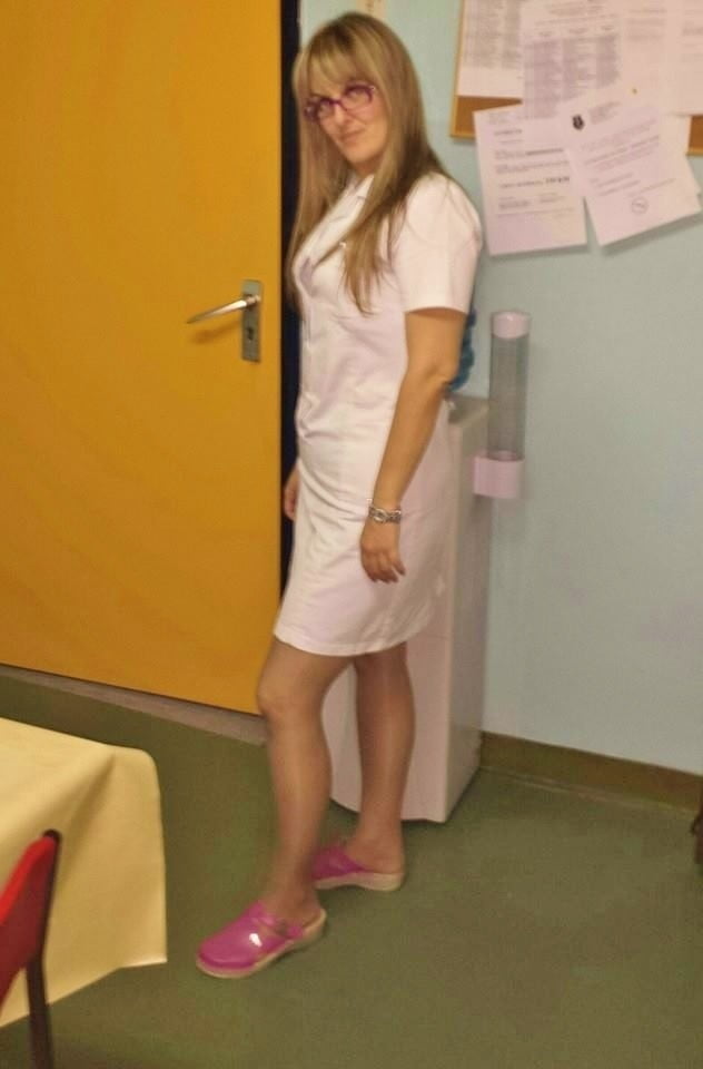 Enfermeras - ¿podemos ayudarle? (álbum grande)
 #91394690