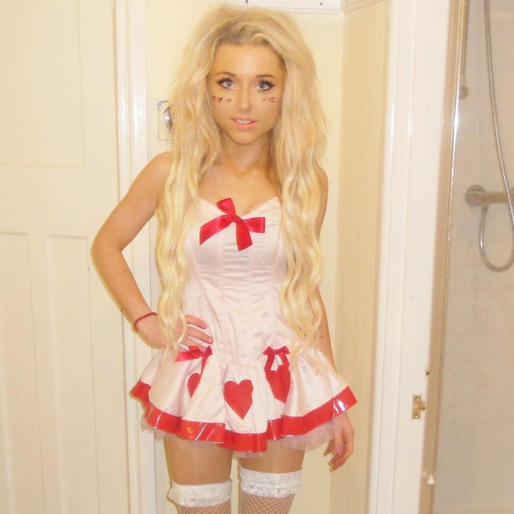 Enfermeras - ¿podemos ayudarle? (álbum grande)
 #91394748