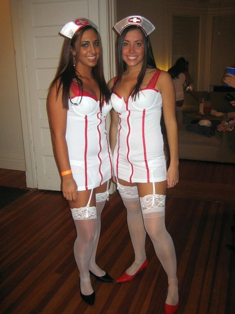 Enfermeras - ¿podemos ayudarle? (álbum grande)
 #91394765