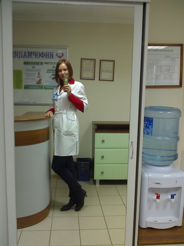 Enfermeras - ¿podemos ayudarle? (álbum grande)
 #91394849