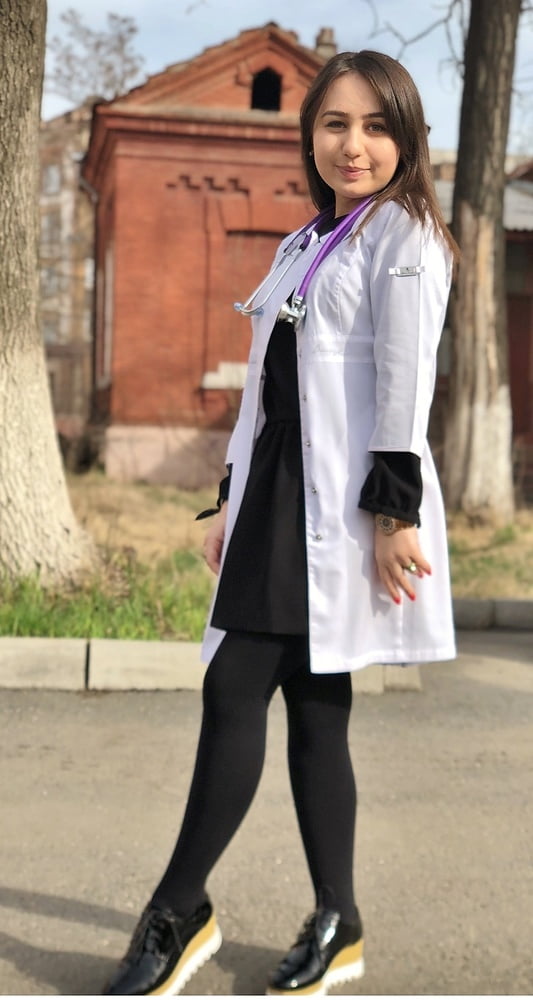 Enfermeras - ¿podemos ayudarle? (álbum grande)
 #91394937