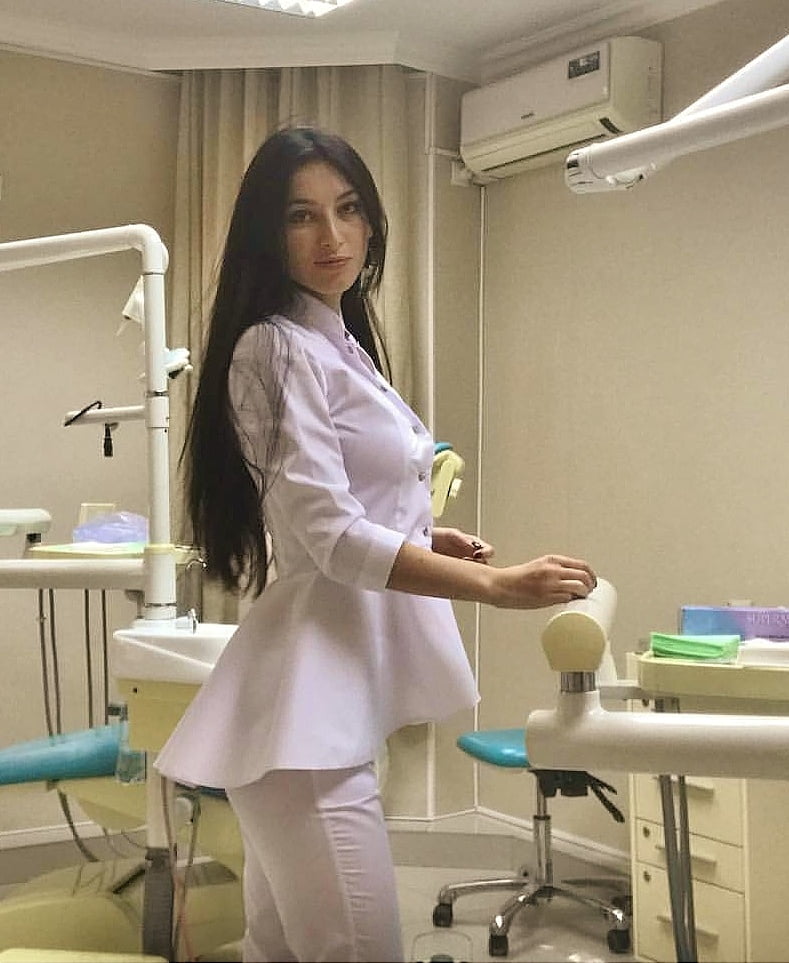 Enfermeras - ¿podemos ayudarle? (álbum grande)
 #91394962