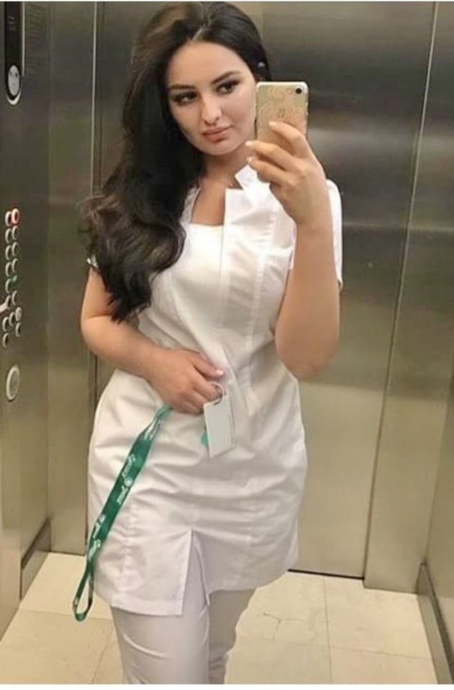 Enfermeras - ¿podemos ayudarle? (álbum grande)
 #91394986