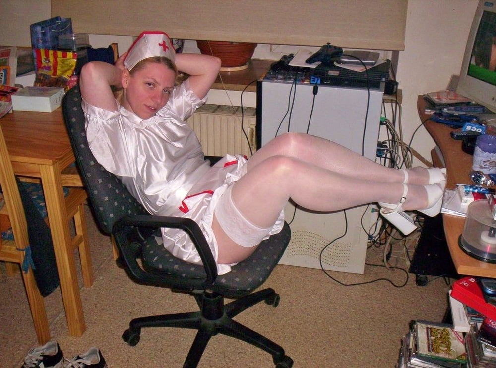 Enfermeras - ¿podemos ayudarle? (álbum grande)
 #91395033