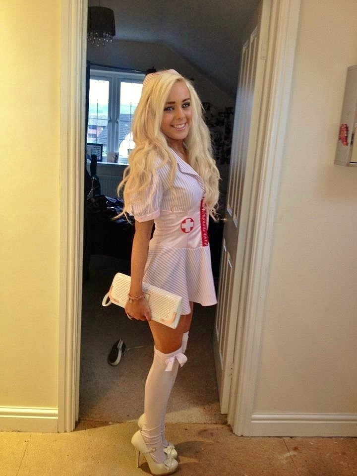 Enfermeras - ¿podemos ayudarle? (álbum grande)
 #91395049