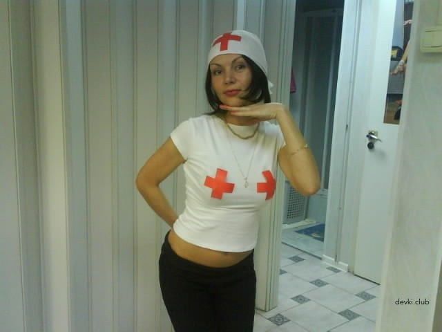 Enfermeras - ¿podemos ayudarle? (álbum grande)
 #91395228