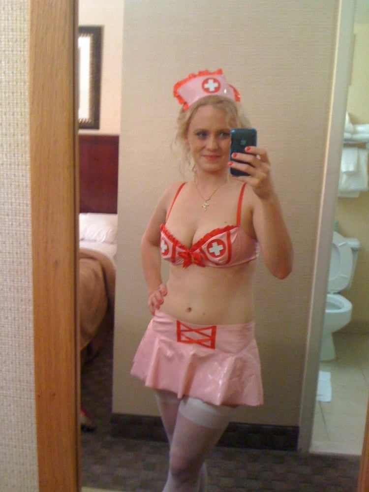 Enfermeras - ¿podemos ayudarle? (álbum grande)
 #91395292