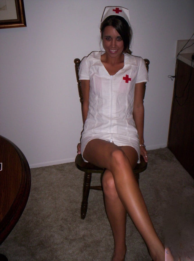 Enfermeras - ¿podemos ayudarle? (álbum grande)
 #91395801