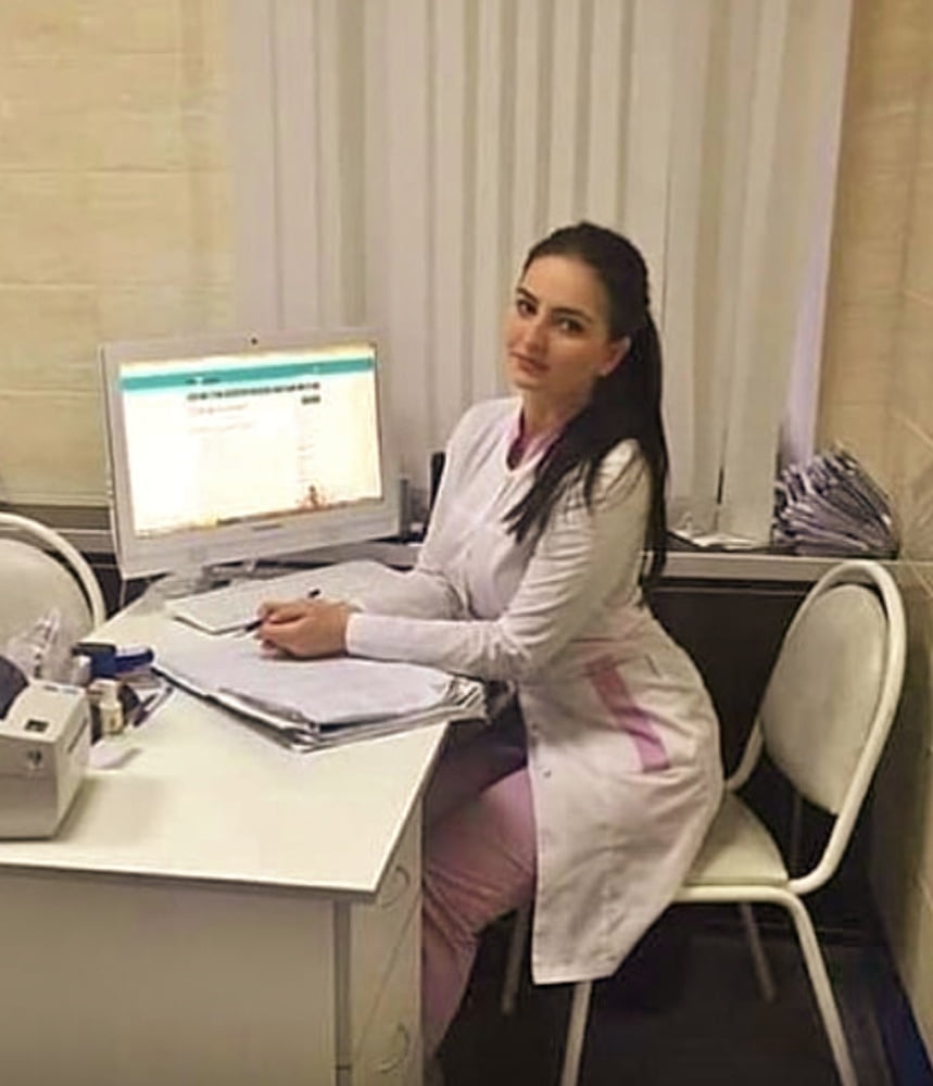 Enfermeras - ¿podemos ayudarle? (álbum grande)
 #91396022