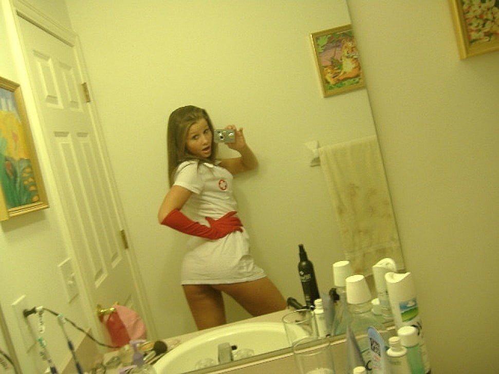 Enfermeras - ¿podemos ayudarle? (álbum grande)
 #91396051