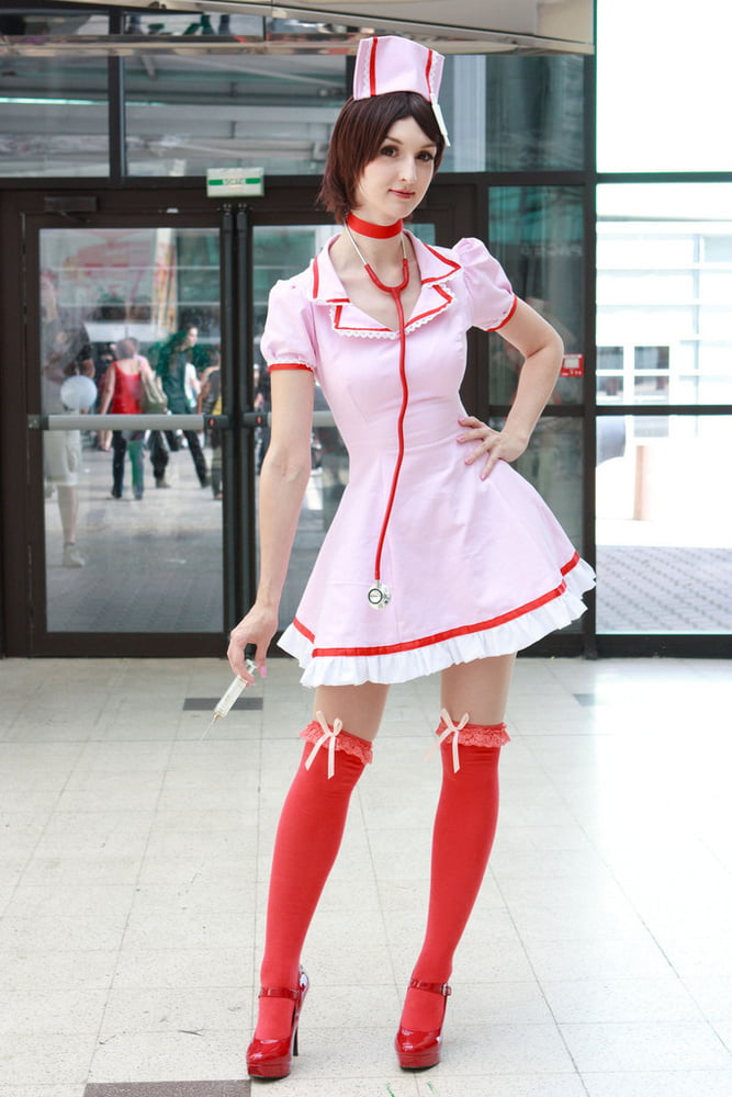 Enfermeras - ¿podemos ayudarle? (álbum grande)
 #91396123