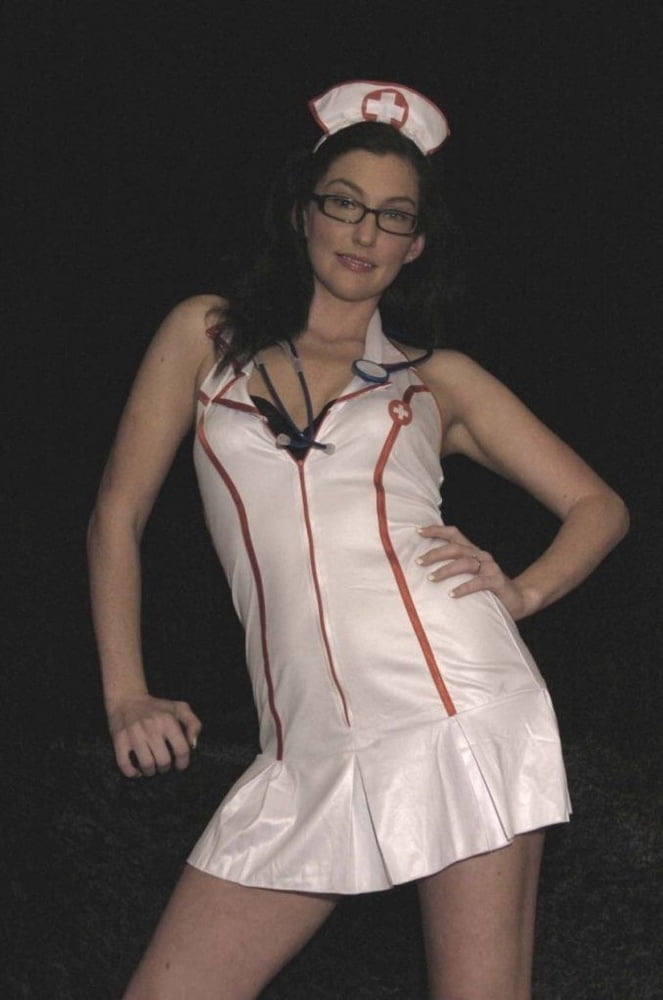 Enfermeras - ¿podemos ayudarle? (álbum grande)
 #91396168