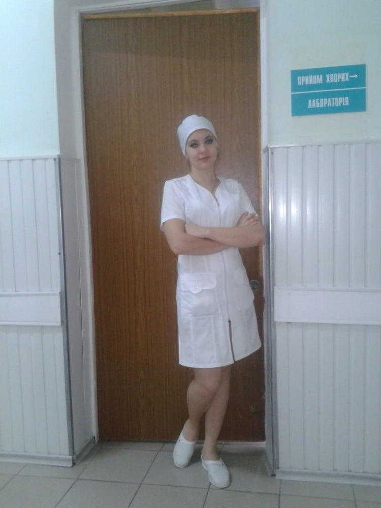 Enfermeras - ¿podemos ayudarle? (álbum grande)
 #91396191