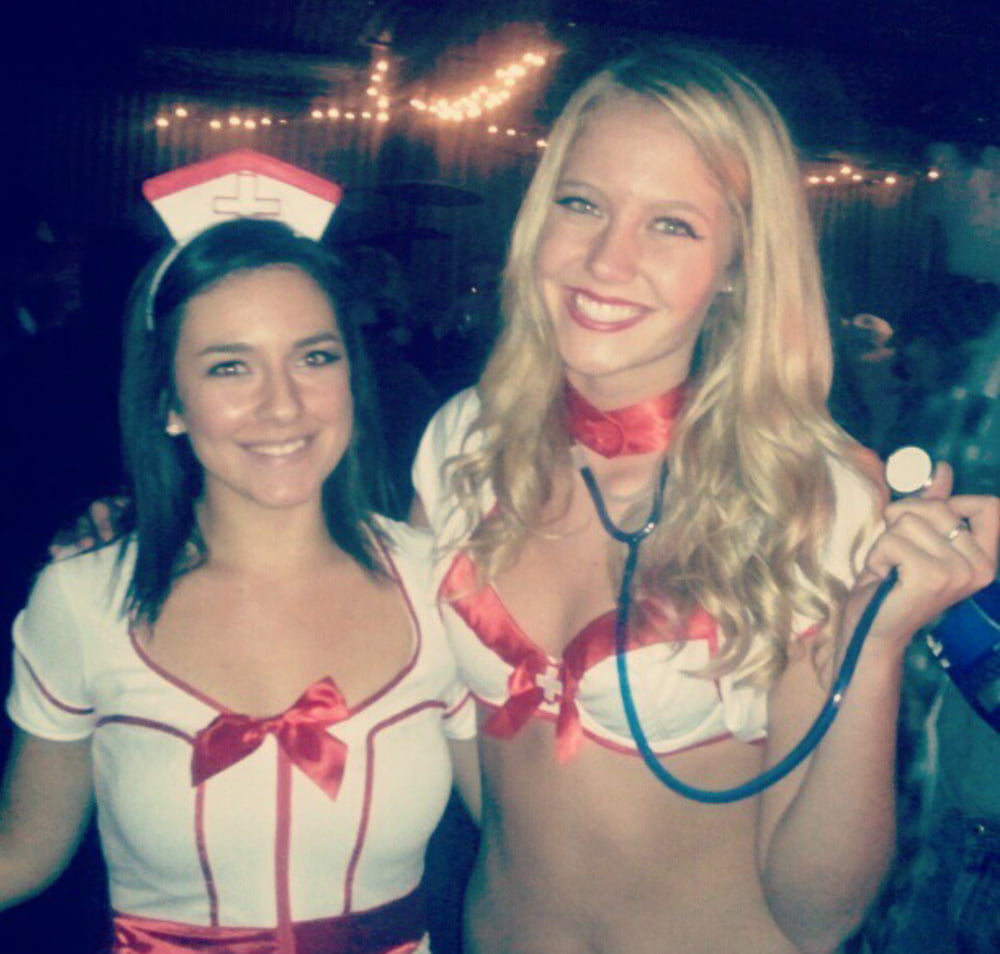 Enfermeras - ¿podemos ayudarle? (álbum grande)
 #91396293