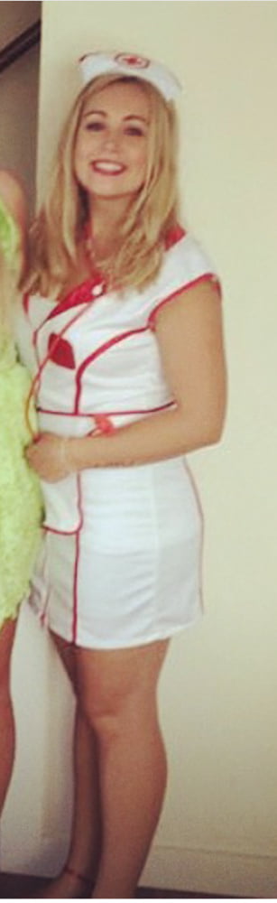 Enfermeras - ¿podemos ayudarle? (álbum grande)
 #91396307