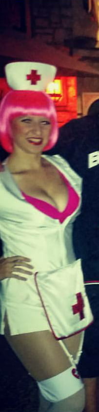 Enfermeras - ¿podemos ayudarle? (álbum grande)
 #91396311