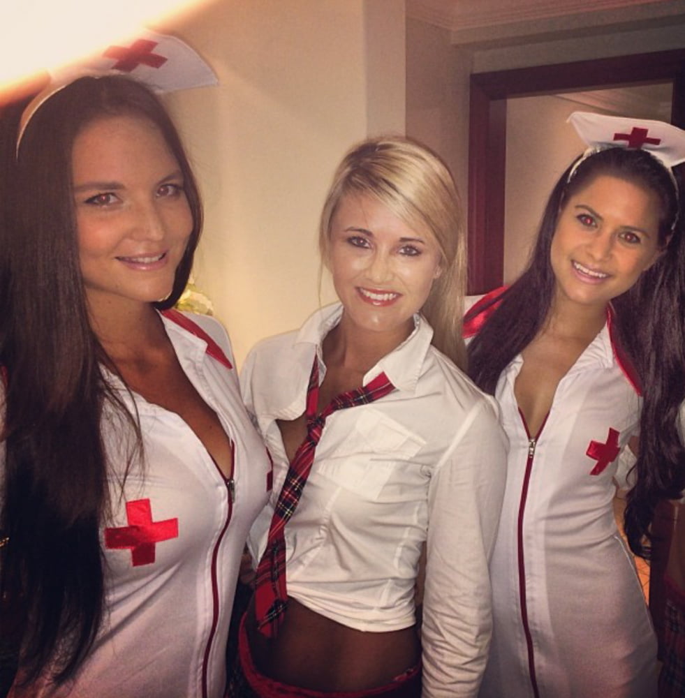 Enfermeras - ¿podemos ayudarle? (álbum grande)
 #91396323