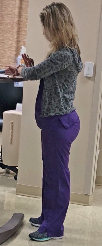 Enfermeras - ¿podemos ayudarle? (álbum grande)
 #91396347