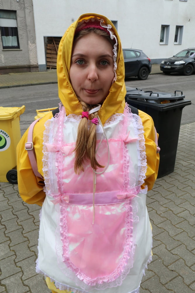 Halal german trained rubber hooker morona pigleta waiting #98279588