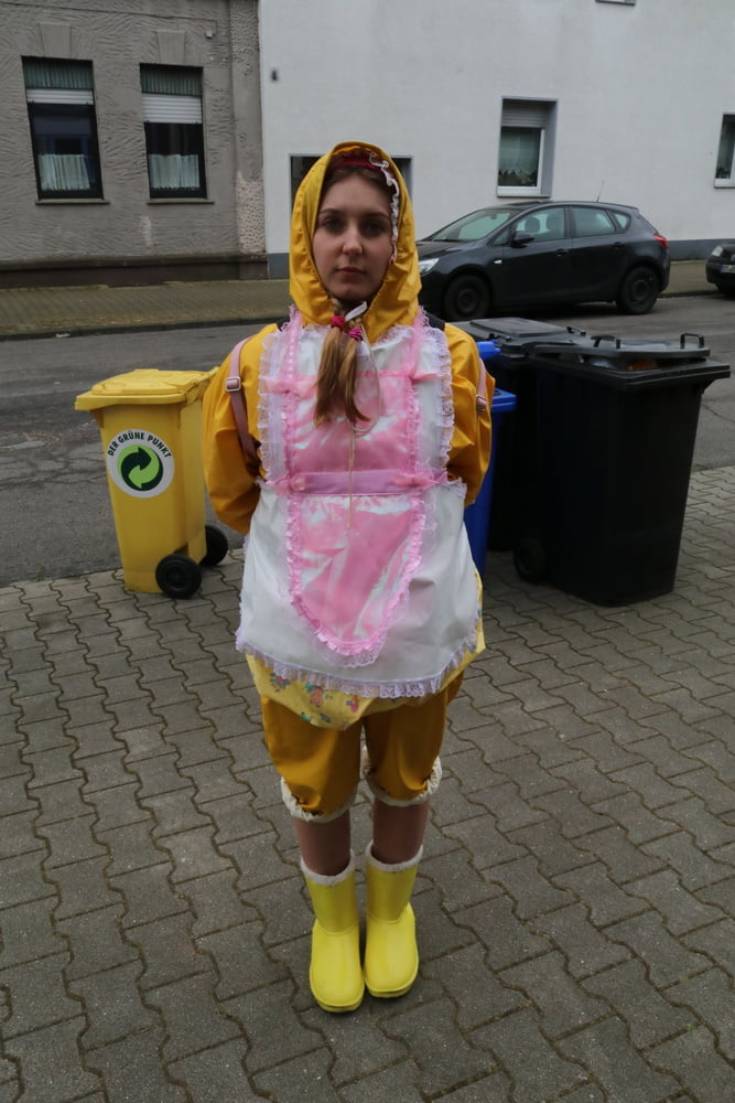 Halal german trained rubber hooker morona pigleta waiting #98279602